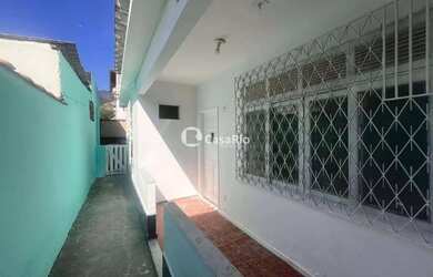 Imagem: A casa para alugar possui 2 Dormitórios, 1 Banheiro e 70m²