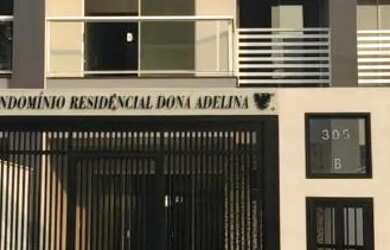 Imagem: A casa possui 3 Dormitórios, 3 Banheiros, 1 Vaga na garagem