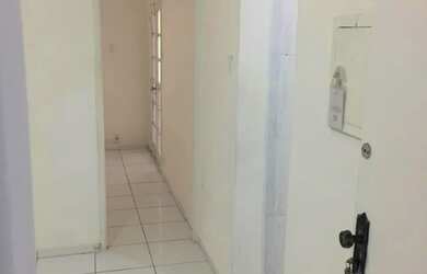 Imagem 4: Aluguel Quarto e Sala na Quadra da Praia do Embare - Santos