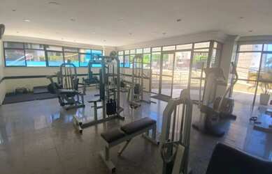 Imagem: O apartamento possui 1 Dormitório, 1 Banheiro, 1 Vaga na garagem