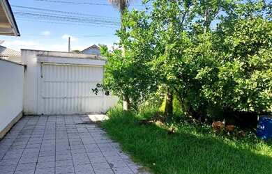 Imagem 10: Linda e espaçosa casa muito bem localizada