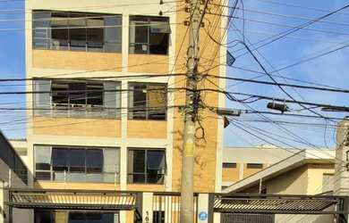 Imagem: O depósito possui 5 Vagas na garagem e 634m² de Área e está