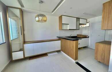 Imagem: A casa em condomínio à venda possui 4 Dormitórios, 4 Banheiros