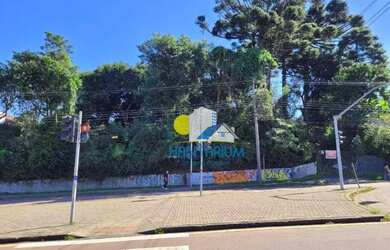 Imagem: O terreno possui 4800m² de Área e está localizado em Santa