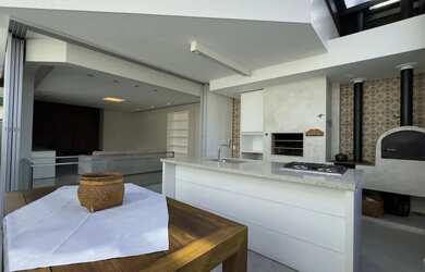 Imagem 5: COBERTURA NA AGRONOMICA. Piscina, Churrasqueira, Imóvel mobiliadoeAr-condicionado