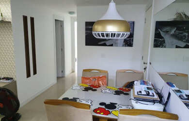 Imagem: O apartamento possui 2 Dormitórios, 2 Banheiros, 1 Vaga na