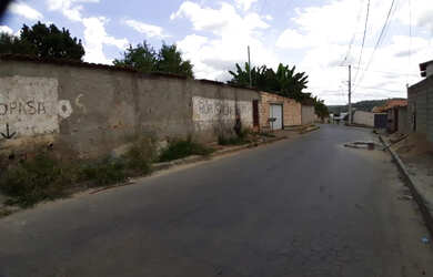 Imagem 3: Lote todo murado com 14,00 metros de frente bairro Marimbá -Betim