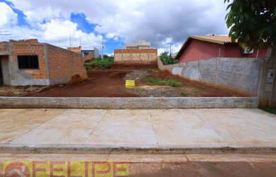 Imagem: O terreno possui 360m² de Área e está localizado em Centro