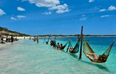 Imagem: O terreno possui 800m² de Área e está localizado em Jijoca