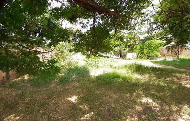 Imagem 5: Lote todo murado com 14,00 metros de frente bairro Marimbá -Betim