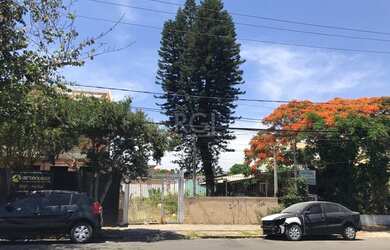 Imagem 1: Terreno em Tristeza. 331m² de Área