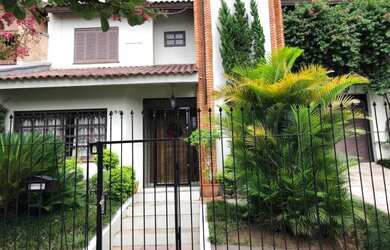 Imagem 1: Casa de 298 metros quadrados no bairro Jardim Planalto com 3 quartos