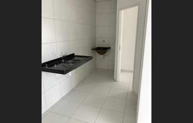 Imagem 3: Alugo Kinet em frente à igreja do Selesiano esquina com R. Padre Cícero