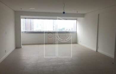 Imagem: O depósito possui 1 Vaga na garagem e 49m² de Área e está