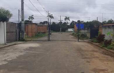 Imagem: A casa em condomínio possui 3 Dormitórios, 3 Banheiros, 2