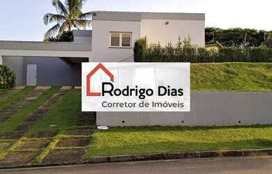 Imagem: A casa em condomínio possui 3 Dormitórios, 2 Banheiros, 4