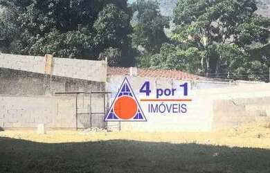 Imagem: A casa possui 4 Dormitórios, 5 Banheiros, 5 Vagas na garagem