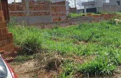 Imagem: O terreno possui 200m² de Área e está localizado em Fazenda