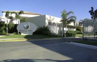 Imagem: O terreno possui 375m² de Área e está localizado em Parque