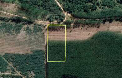 Imagem: O terreno possui 550.000m² de Área e está localizado em