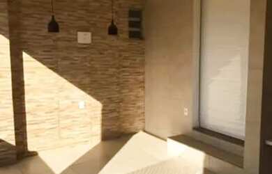 Imagem: A casa possui 2 Dormitórios, 1 Banheiro, 55m² de Área e