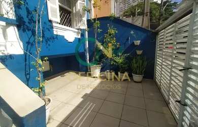 Imagem: A casa possui 3 Dormitórios, 4 Banheiros, 1 Vaga na garagem