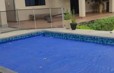 Imagem: A casa em condomínio possui 4 Dormitórios, 5 Banheiros, 5