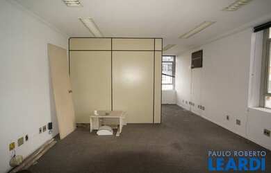 Imagem: O depósito possui 56m² de Área e está localizado em Jardim