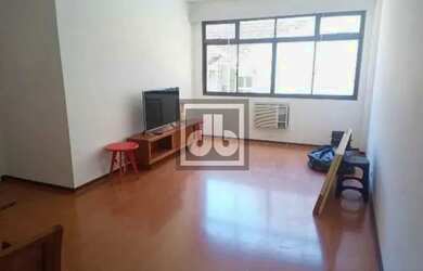 Imagem: O apartamento possui 2 Dormitórios, 4 Banheiros, 2 Vagas na