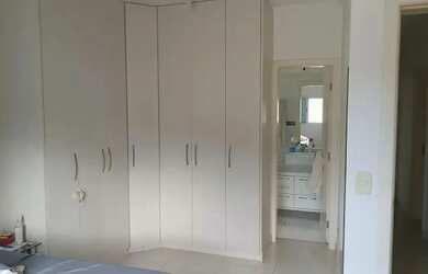 Imagem 2: Imóvel para venda tem 200 metros quadrados com 4 quartos