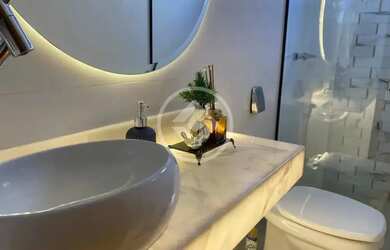 Imagem 9: cobertura tríplex com 5 quartos sendo 3 suítes, são 370 M2 com lazer...