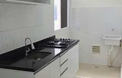 Imagem: O apartamento possui 2 Dormitórios, 1 Banheiro, 1 Vaga na garagem