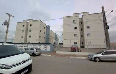 Imagem: O apartamento possui 2 Dormitórios, 1 Banheiro, 1 Vaga na garagem