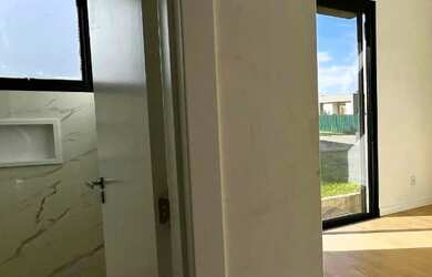 Imagem 6: Condomínio Rosa Internacional, localizado na Praia do Rosa, ao lado da...