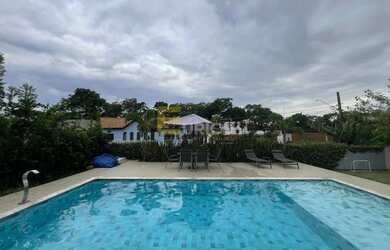 Imagem: A casa em condomínio possui 3 Dormitórios, 5 Banheiros, 4