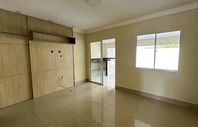 Imagem: A casa em condomínio possui 2 Dormitórios, 1 Banheiro, 2 Vagas