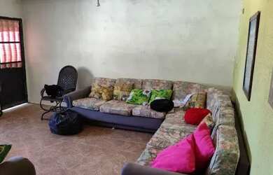 Imagem 9: IMPERDIVEL OPORTUNIDADE Excelente lote com casa 2Quartos Rua dos Pinheiros...