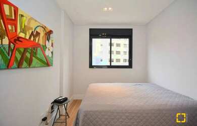 Imagem: O apartamento possui 2 Dormitórios, 2 Banheiros, 2 Vagas na