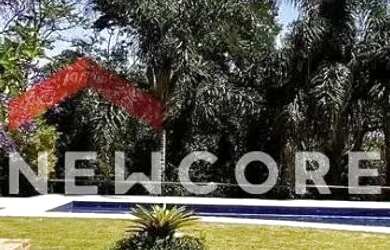 Imagem: A casa em condomínio possui 4 Dormitórios, 5 Banheiros, 5