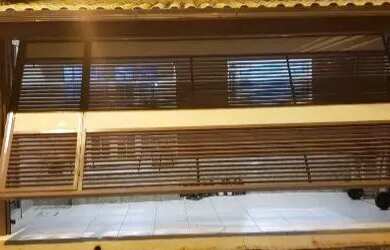 Imagem: A casa possui 3 Dormitórios, 1 Banheiro, 1 Vaga na garagem