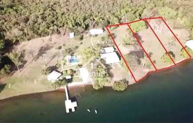 Imagem: O terreno possui 2.567m² de Área e está localizado em Rifaina