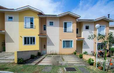 Imagem: A casa em condomínio possui 3 Dormitórios, 2 Banheiros, 2