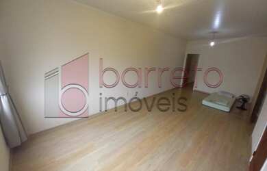 Imagem: A casa possui 3 Dormitórios, 3 Banheiros, 1 Vaga na garagem