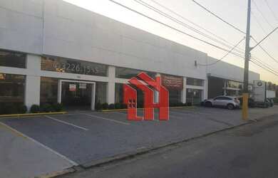 Imagem: O depósito possui 5 Vagas na garagem e 1204m² de Área e está