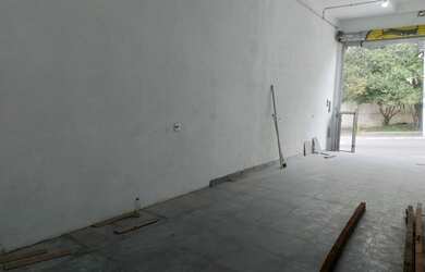 Imagem: O depósito possui 1m² de Área e está localizado em Jardim