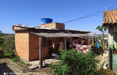 Imagem: O terreno possui 280m² de Área e está localizado em Bom