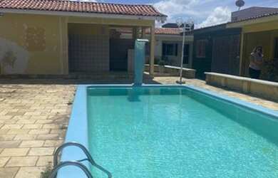 Imagem: A casa em condomínio possui 2 Dormitórios, 2 Banheiros, 1