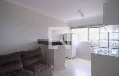 Imagem: O apartamento possui 1 Dormitório, 1 Banheiro, 38m² de Área