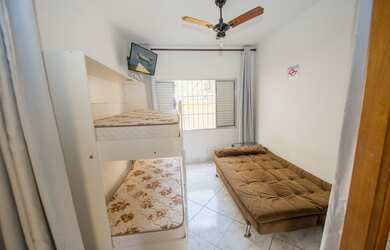 Imagem 4: Praia Grande. 1 Vaga na garageme1 Dormitório