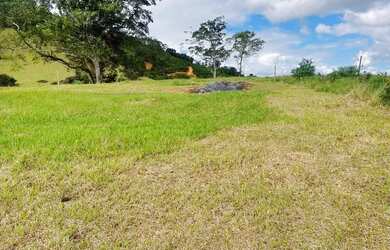 Imagem: A chácara possui 2.000m² de Área e está localizado em Fundão